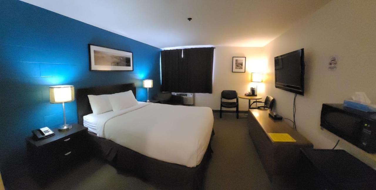 Roadking Inns Motel Calgary Ngoại thất bức ảnh